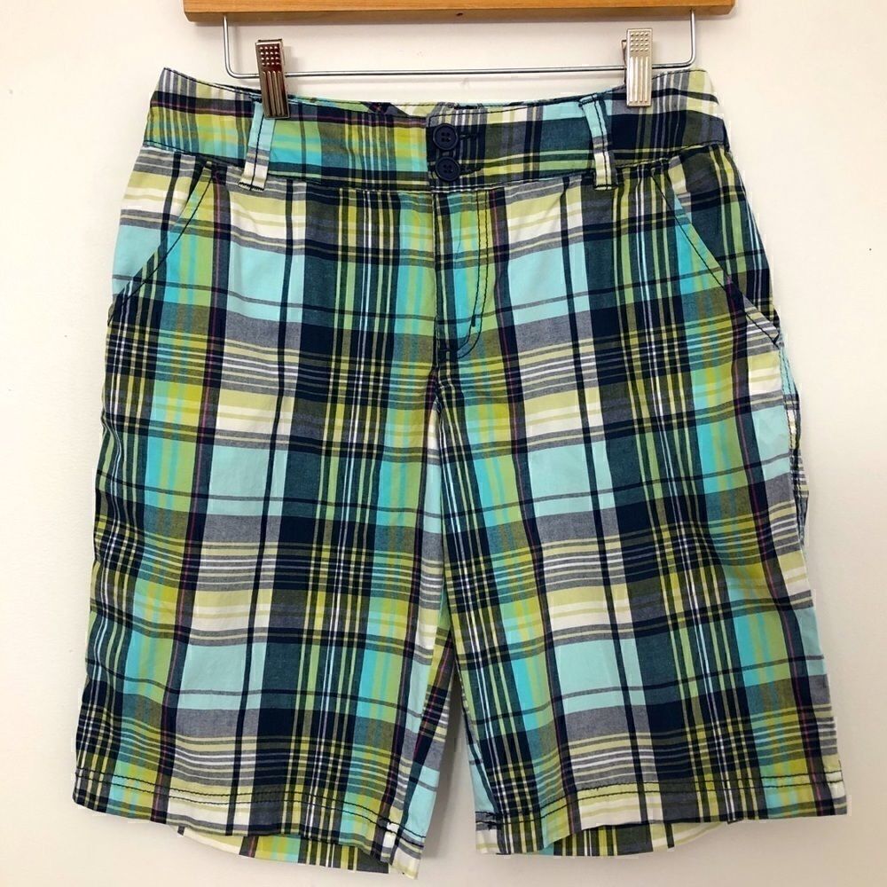 Classic Khakis & Co Size 4 Shorts!!